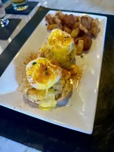 Crab cake benedict hootch banter